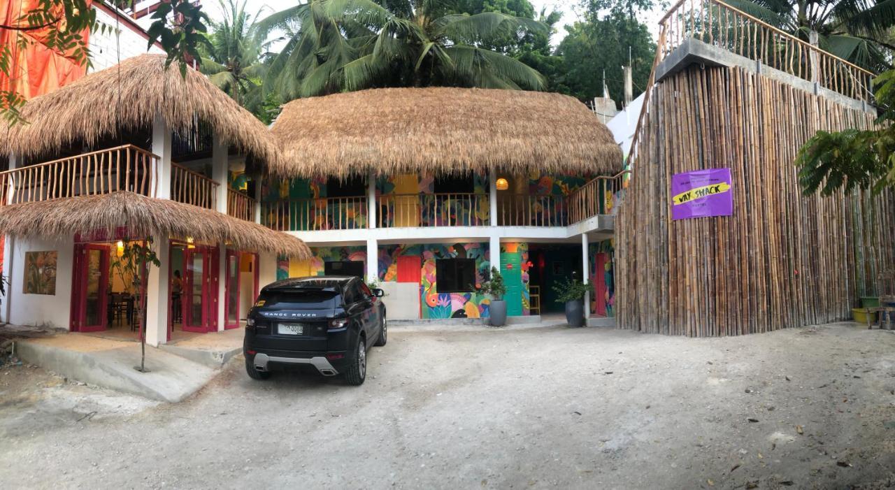 Way Shack Hostel Oslob Esterno foto